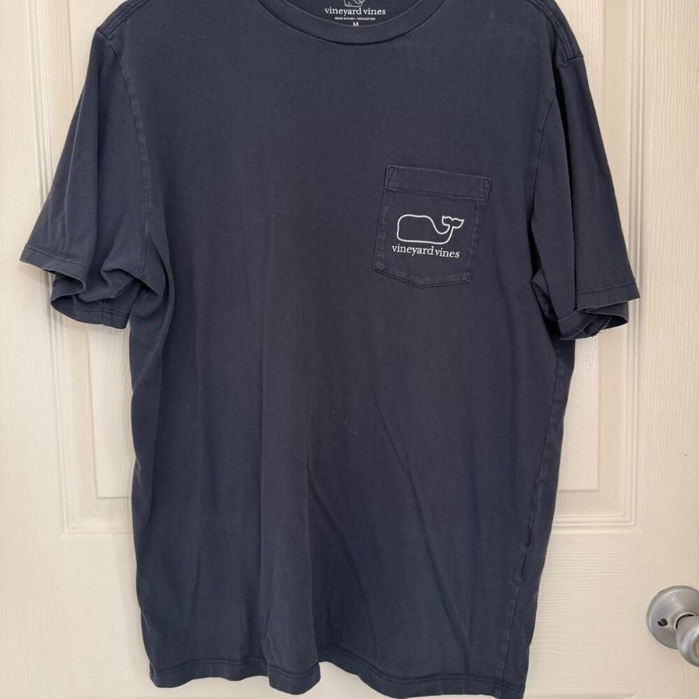 Vineyard-vines Women's Navy and Black T-shirt